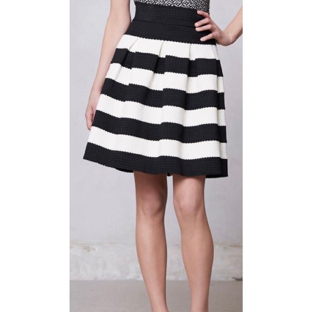 Anthropologie " Girls From Savoy" Black & White Pointe Belle Skirt  - Small
